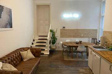 Berlin Office desk Lucy-Lameck Strasse image 1