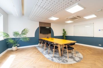 London  Meeting room Sondheim image 2