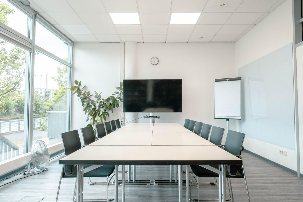Berlin Kreatives Meeting Meetingraum MANAGEMENT ROOM image 8