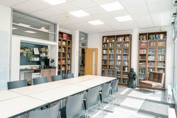 Berlin Kreatives Meeting Meetingraum MANAGEMENT ROOM image 8