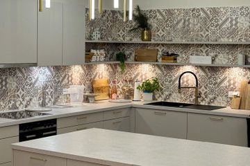 Stuttgart Kochstudio Modern-Mediterrane Küche trifft auf zeitlose Eleganz image 7