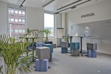 Eschborn  Workshop-Räume Large Space image 1