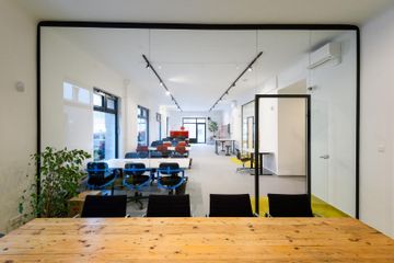 Budapest  Meeting room Midi meeting room image 1