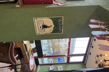 Berlin Cafe Pretty Cafe Deli image 8