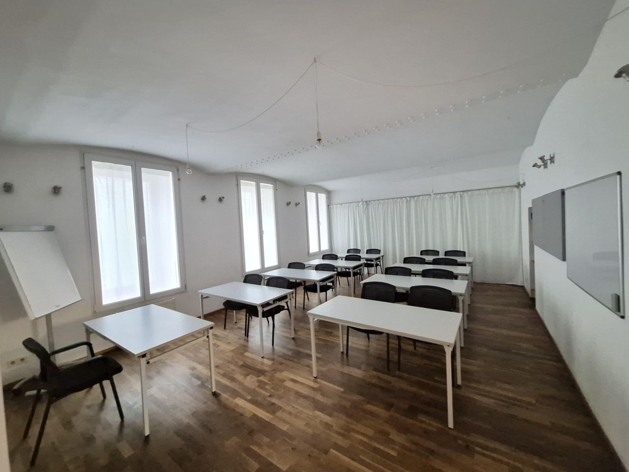 Wien  Seminarraum echt.stark academy image 3