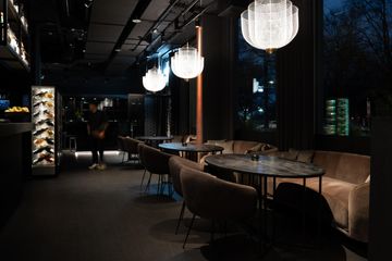 Hamburg  Restaurant Restaurant Mainfloor image 1