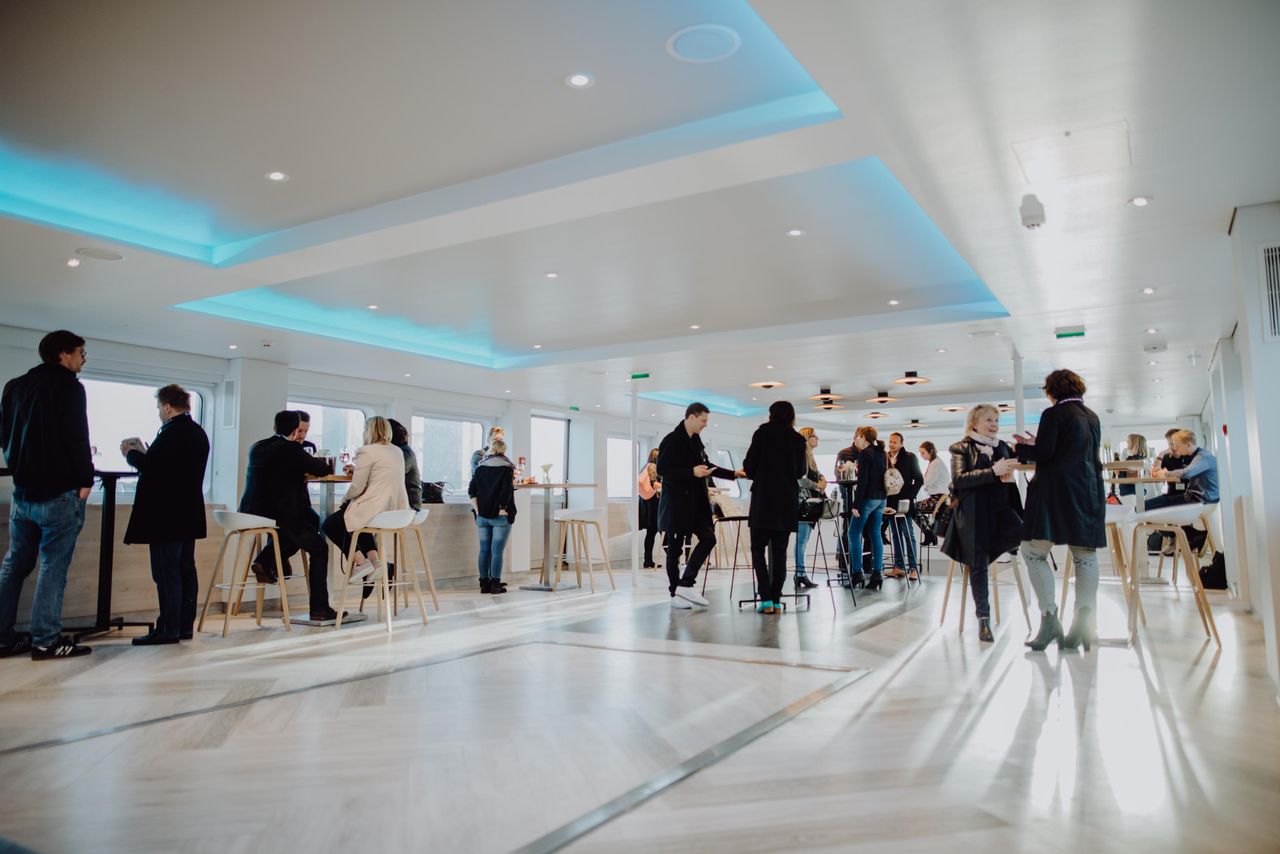 Hamburg Offsite Meeting Außergewöhnliche Locations Eventschiff MS Princess image 7