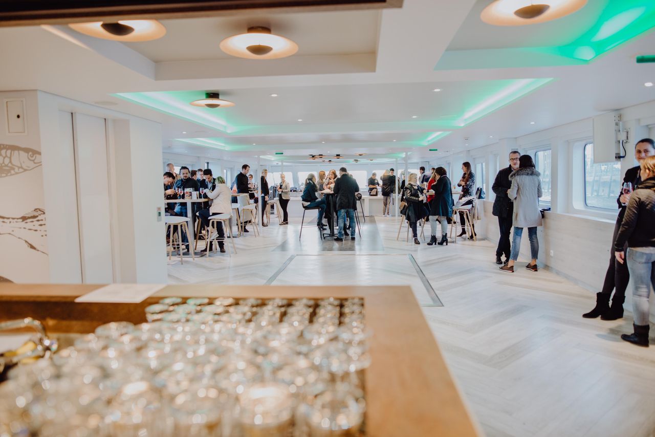 Hamburg Offsite Meeting Außergewöhnliche Locations Eventschiff MS Princess image 8