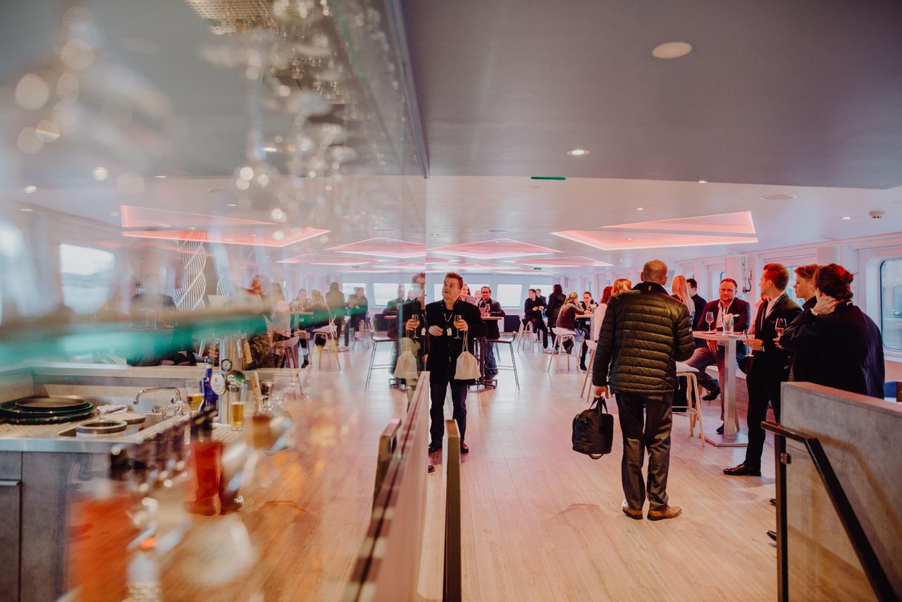 Hamburg Offsite Meeting Außergewöhnliche Locations Eventschiff MS Princess image 20