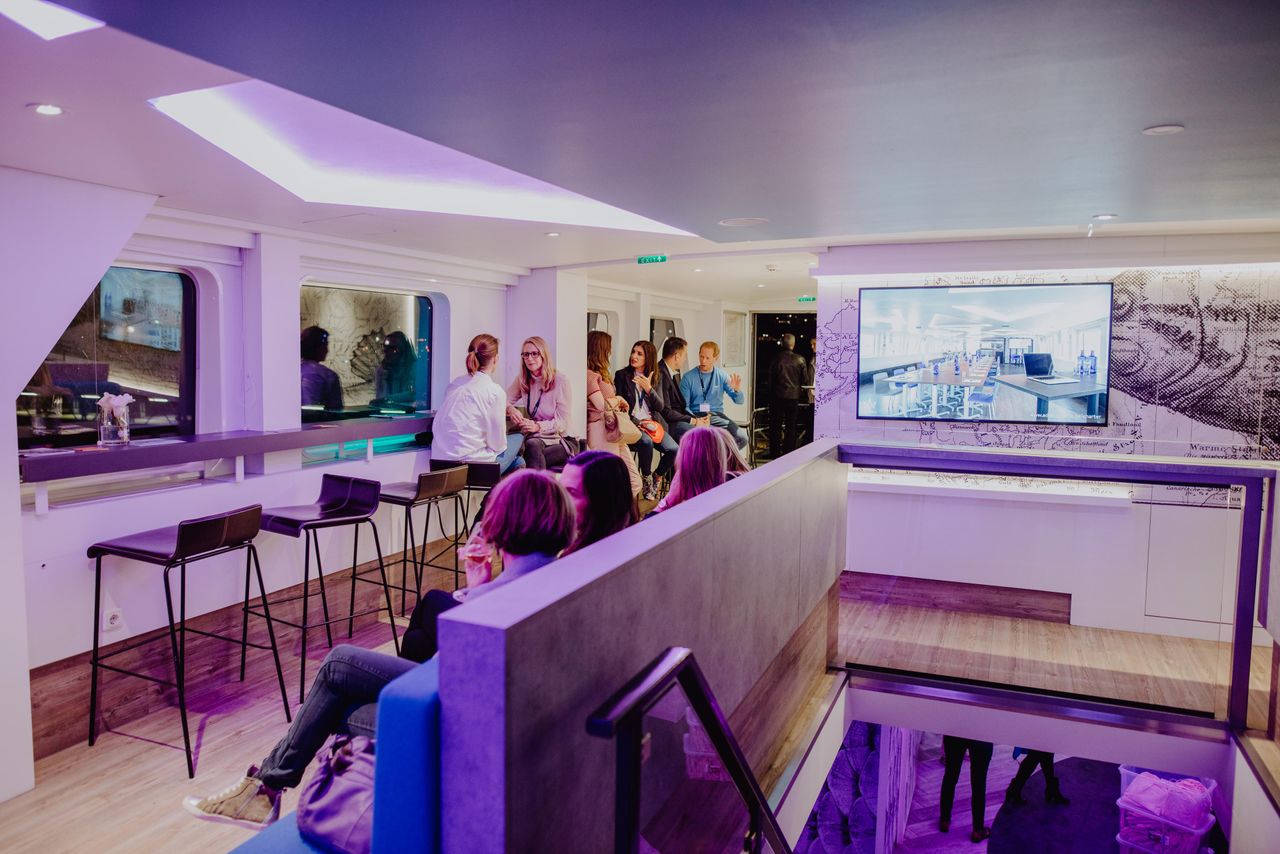 Hamburg Offsite Meeting Außergewöhnliche Locations Eventschiff MS Princess image 26