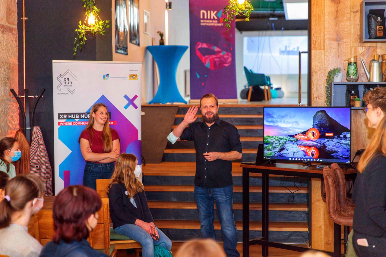 Fürth Kreatives Meeting Cafe Pixels Virtual Reality - Virtuelle Welten erleben! image 2