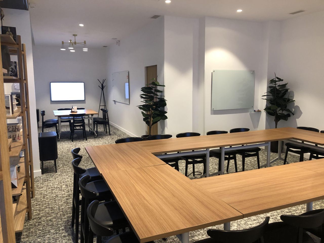 Paris  Meeting room Experience Room image 2