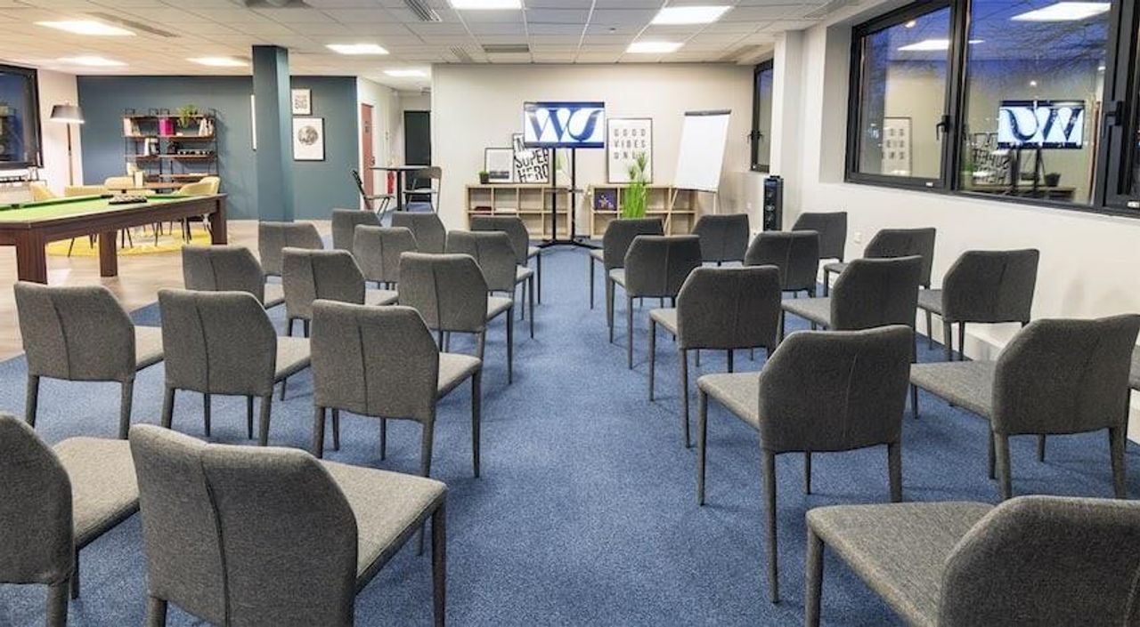 Rueil-Malmaison Réunion créative Coworking spaces Rueil - Event Room image 2