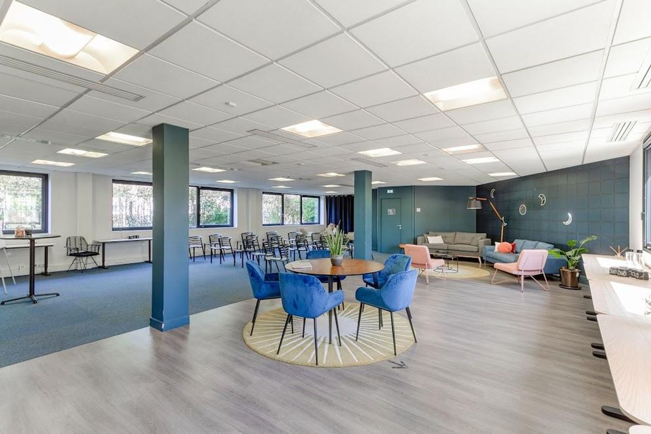 Rueil-Malmaison Réunion créative Coworking spaces Rueil - Event Room image 1