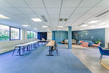 Rueil-Malmaison Réunion créative Coworking spaces Rueil - Event Room image 0