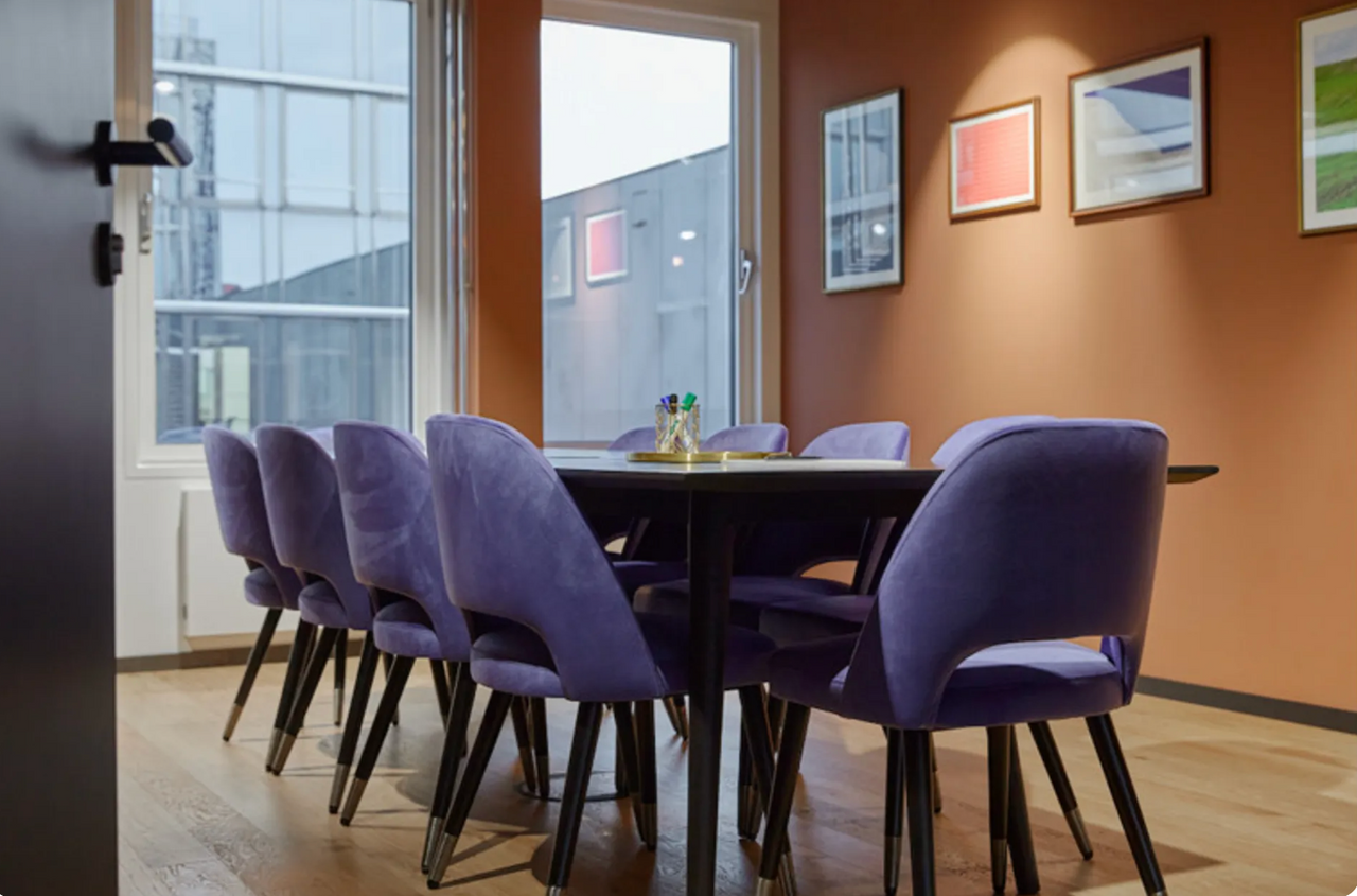 Berlin  Coworking spaces Meeting Room M75 image 1