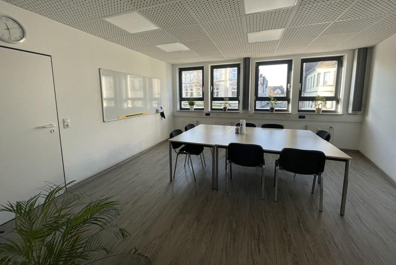 Bochum  Meeting room Flexibel und vielseitig nutzbare Räumlichkeiten in Bochum-Riemke! image 3