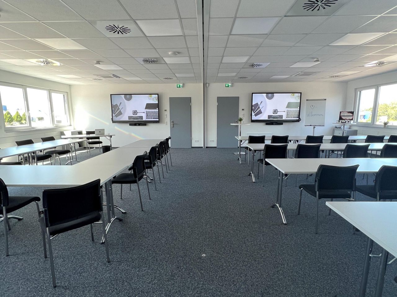 Rest van de wereld  Evenementenzalen Veranstaltungsräume 110m² image 0