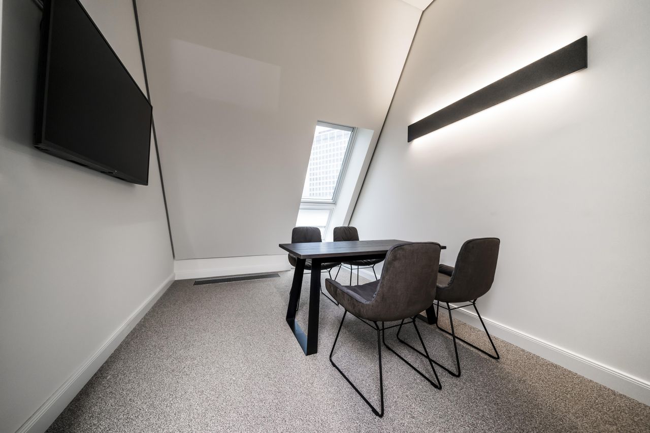 Berlin  Business Center Digital Room image 3