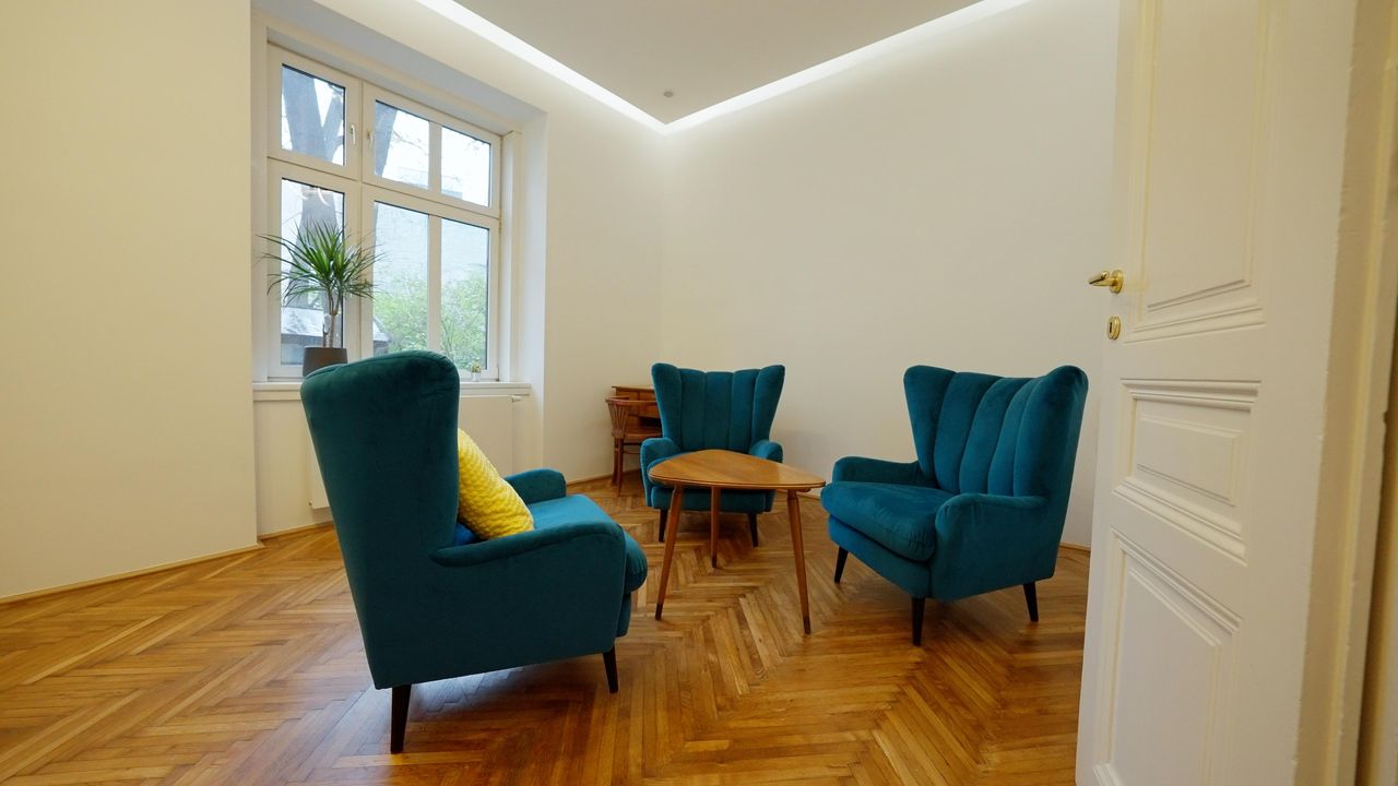 Wien  Workshop-Räume Sobieaskyhof - Praxisraum image 7