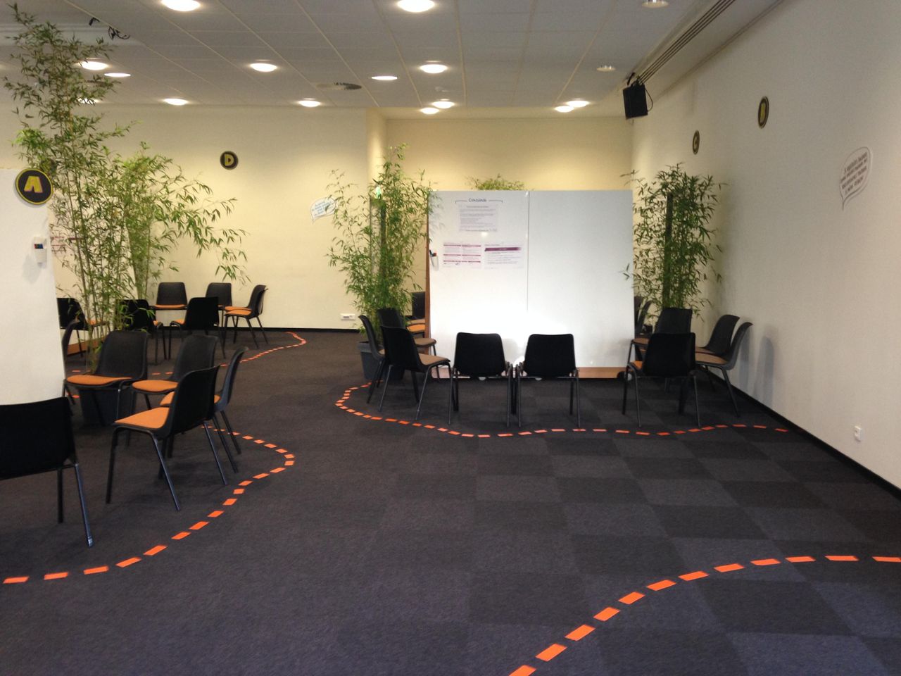 Paris  Eventlocation La Grande salle image 3