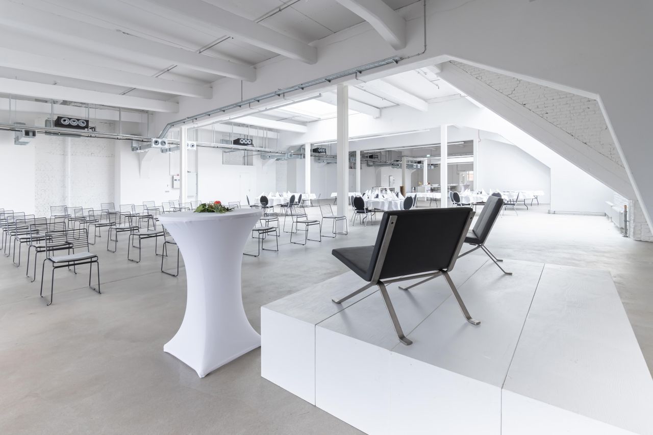 Berlin  Loft Kant-GaragenPalast image 10