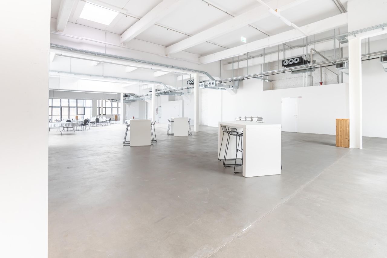 Berlin  Loft Kant-GaragenPalast image 14