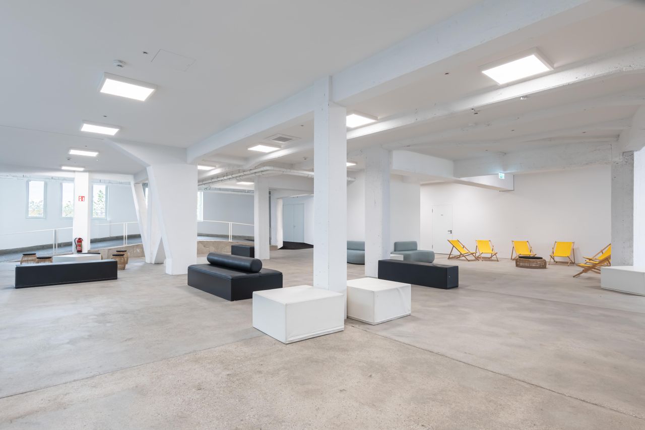 Berlin  Loft Kant-GaragenPalast image 16