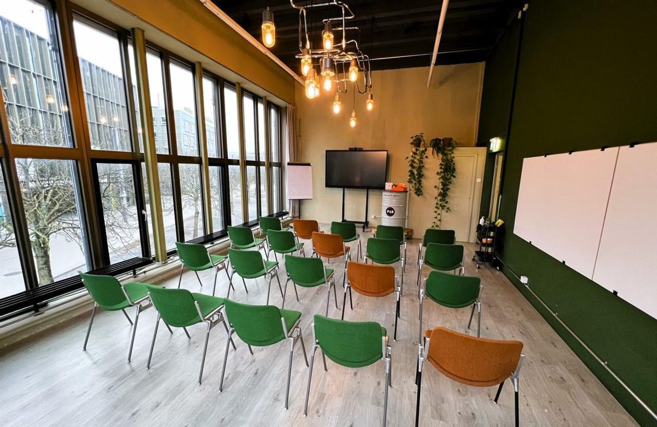 Biel/Bienne  Meeting room L image 1