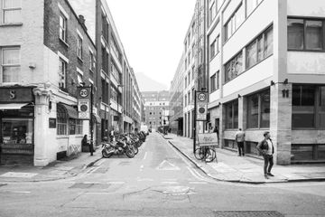 London  Coworking space Coworking Desk image 1