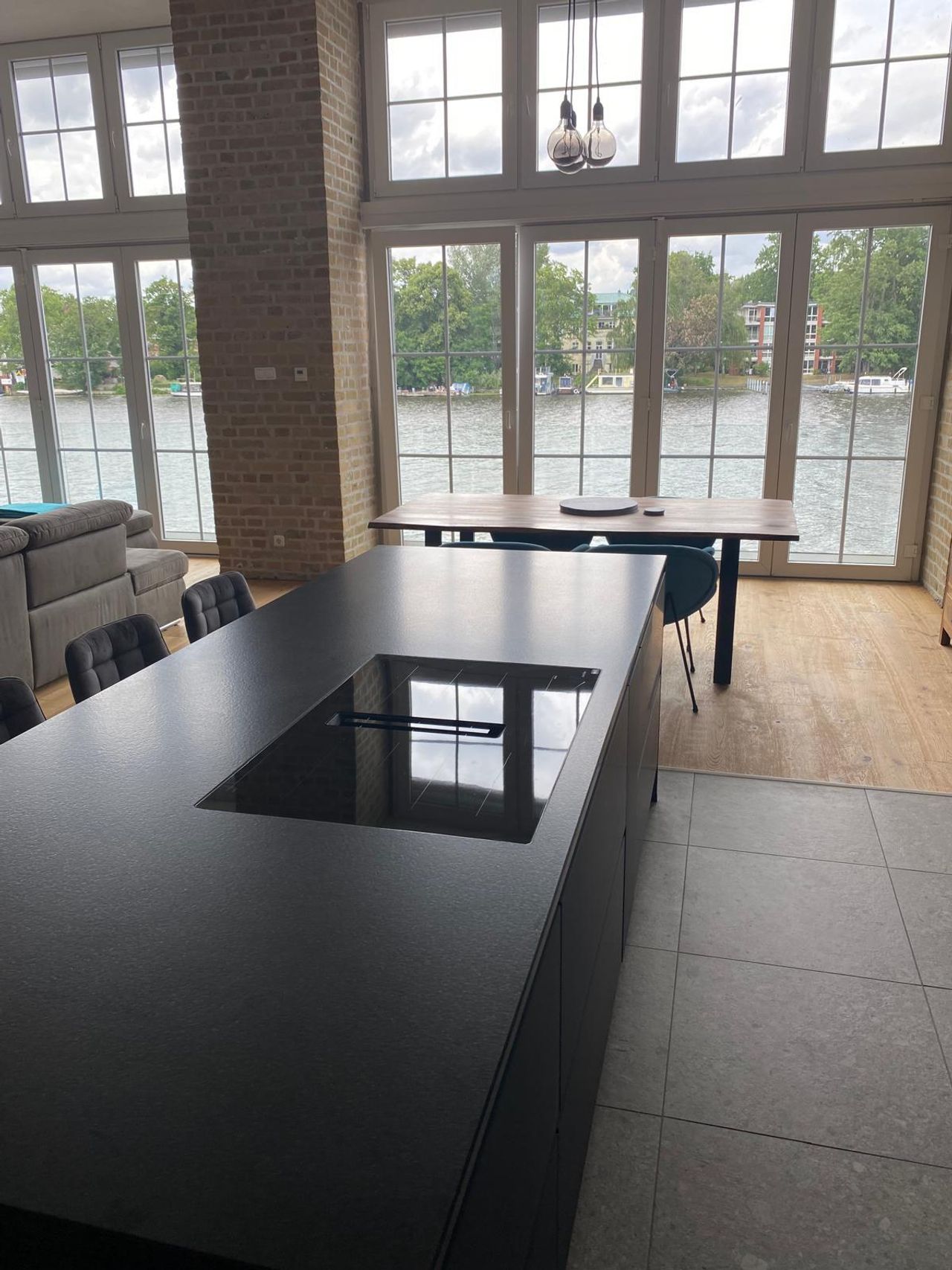 Berlin Kreatives Meeting Corporate event space Loft an der Spree – Helle Eventlocation mit Showküche & Wasserblick image 7
