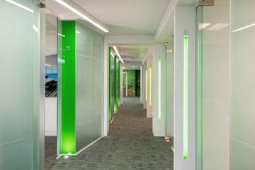 London  Meeting room L5 MR.10 image 2