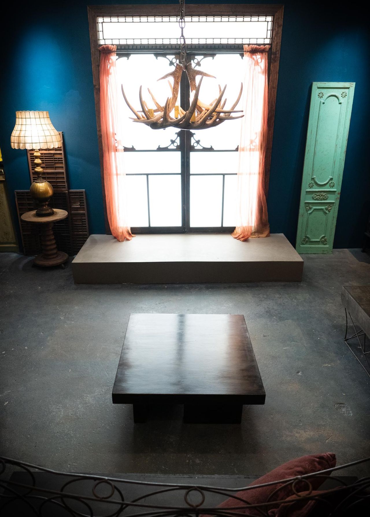 New York  Unusual venue Williamsburg Artist's Parlour and Retro Trailer image 7