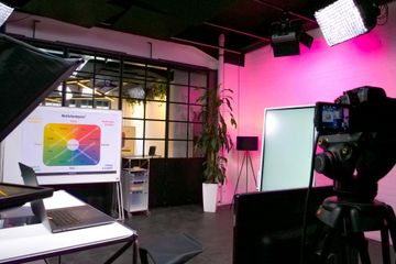 Berlin Kreatives Meeting Filmstudio Live-Streaming-TV Studio image 4