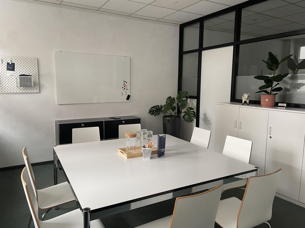 Nürnberg Mobiles Arbeiten Meetingräume Meeting Room S image 2