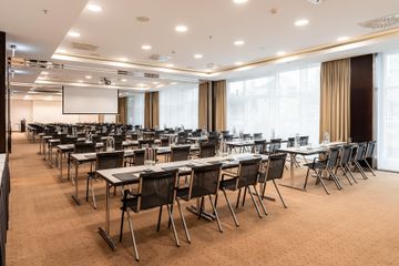 Dresden Kunden-Meeting Meetingraum Bentz image 0