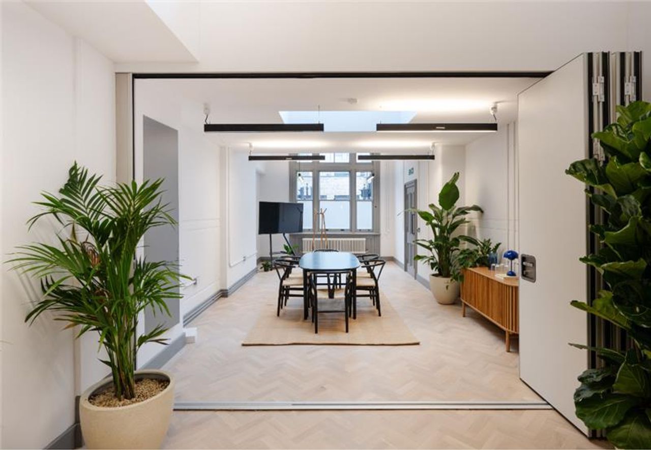 London  Coworking spaces Meeting Room image 0