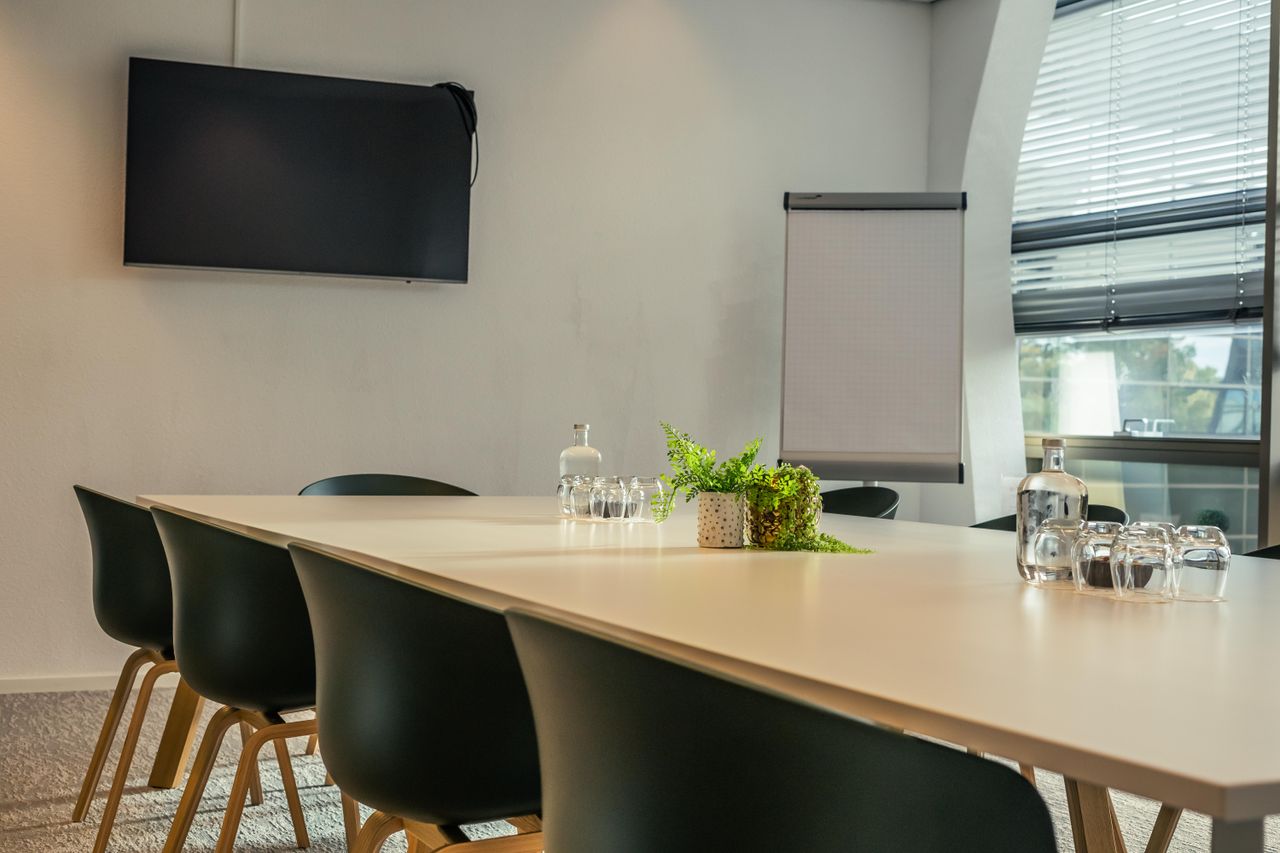 Zwolle Offsite meeting Business center Meetingroom Trois image 0