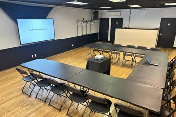 New York City Coworking Studio Little Dreams Meeting Space image 9