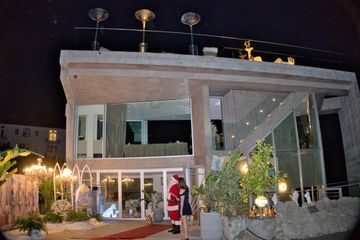 Los Angeles Dakterras Main House image 6