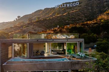 Los Angeles Dakterras Main House image 18