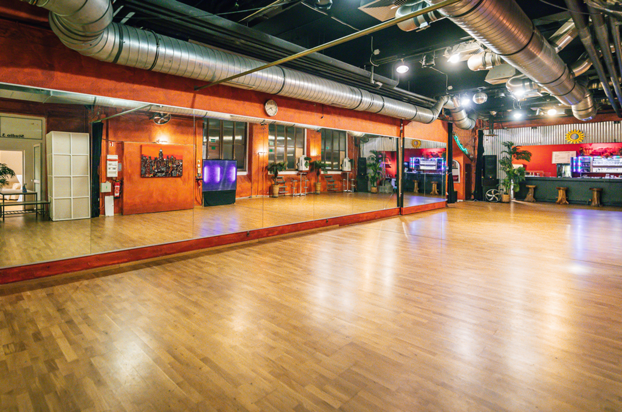 München  Evenementenzalen Studio 1 image 0