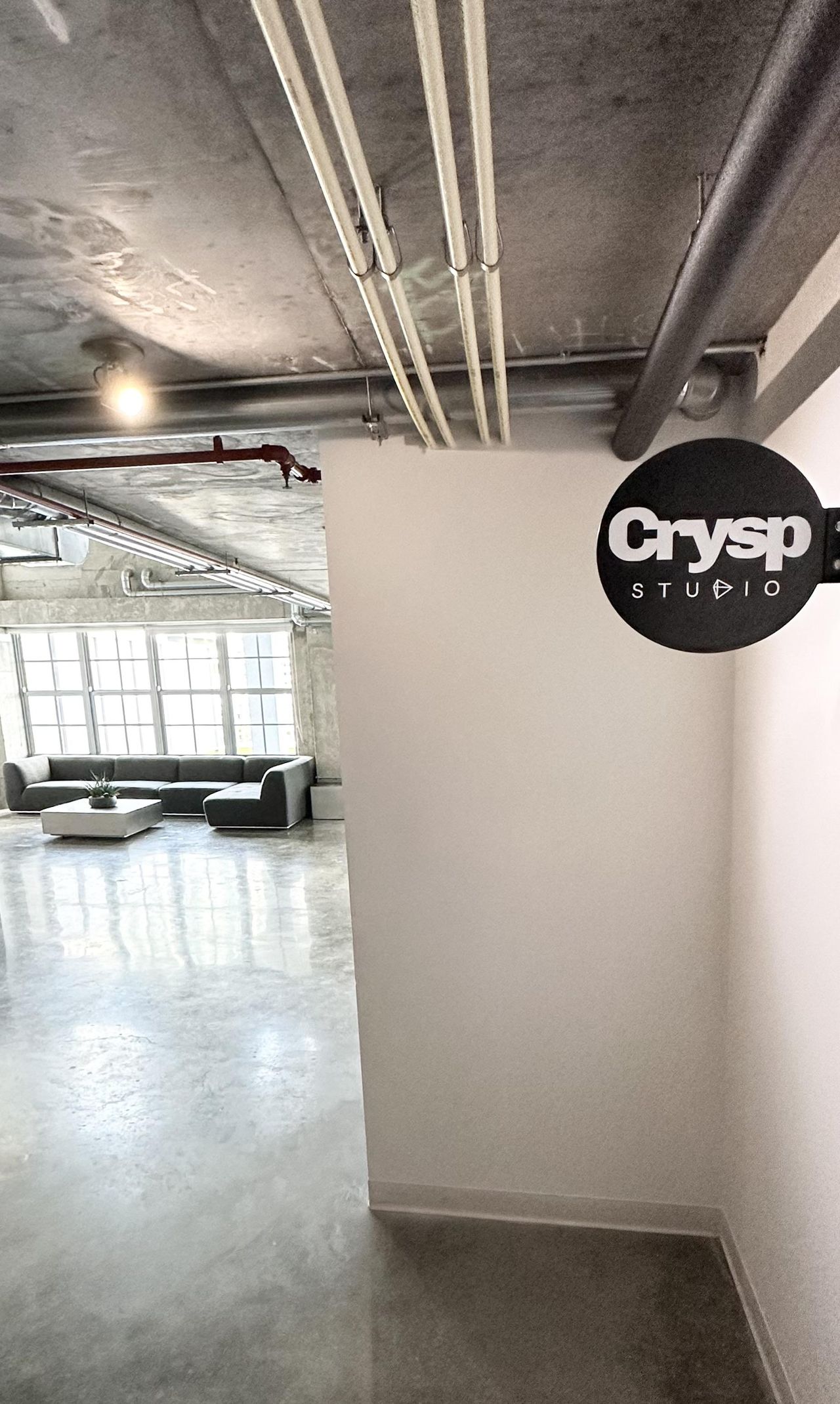 Rest of the World Creative Meeting Loft Crysp Studio / Daylight Photo Studio Loft image 23