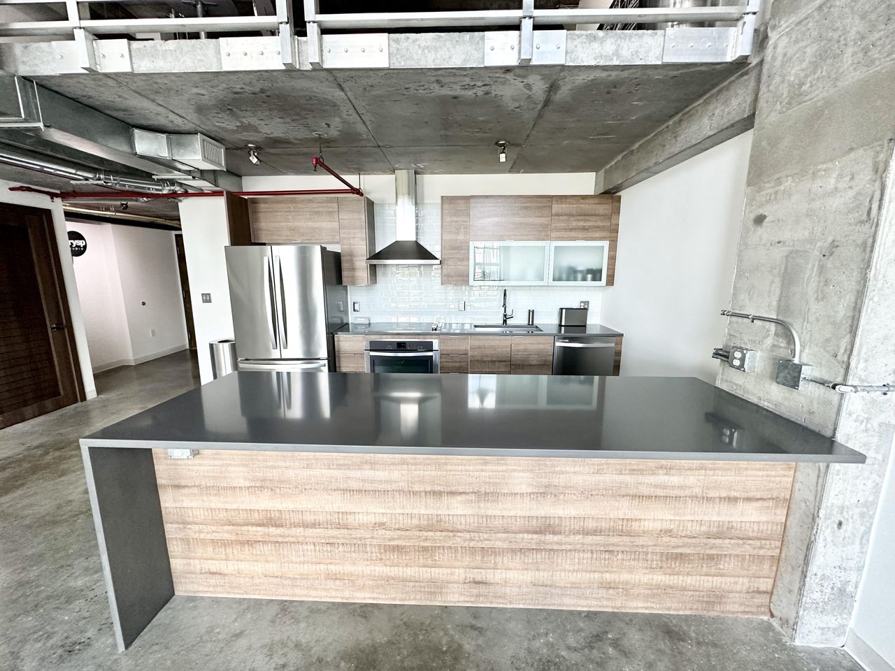 Rest of the World Creative Meeting Loft Crysp Studio / Daylight Photo Studio Loft image 8