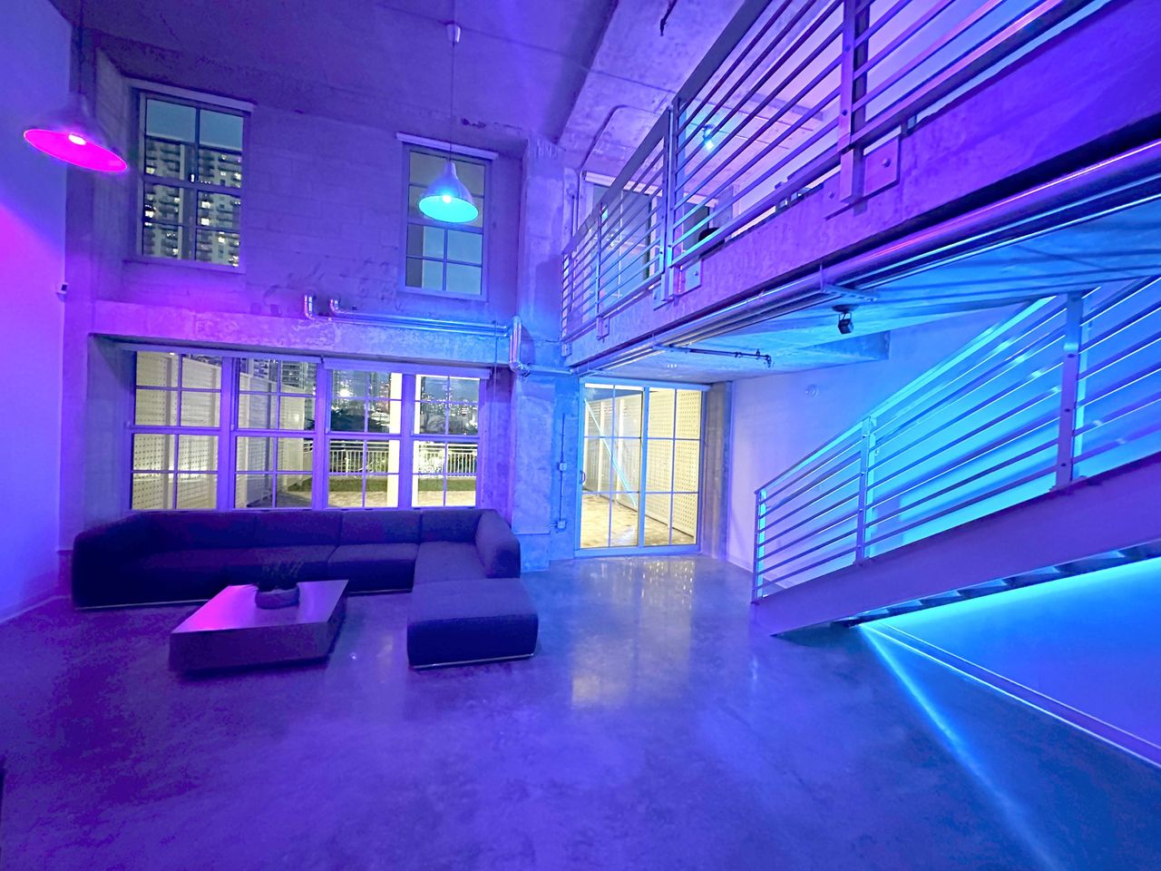 Rest of the World Creative Meeting Loft Crysp Studio / Daylight Photo Studio Loft image 19