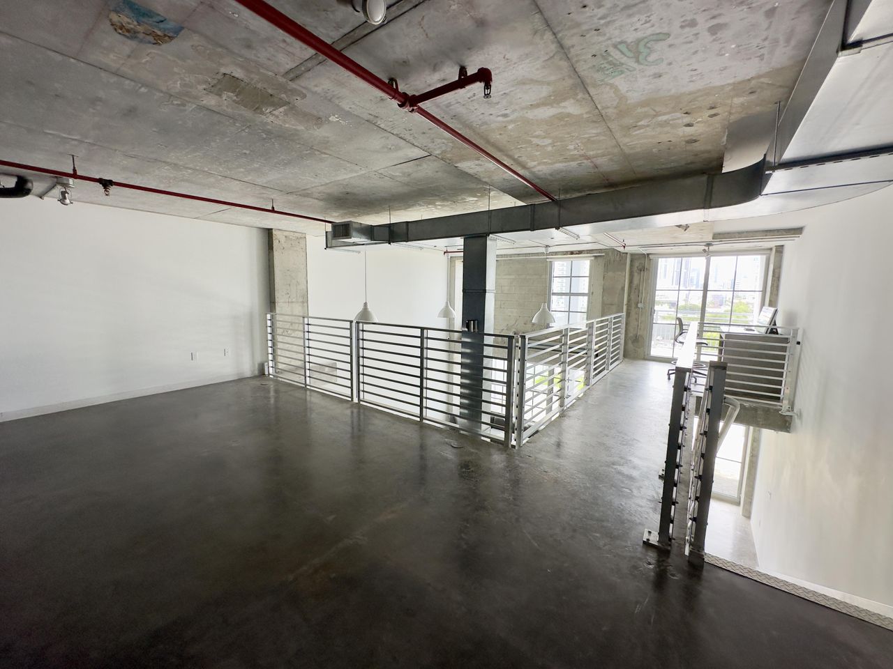 Rest of the World Creative Meeting Loft Crysp Studio / Daylight Photo Studio Loft image 12