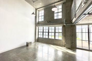 Rest of the World Creative Meeting Loft Crysp Studio / Daylight Photo Studio Loft image 5