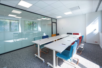 Paris  Business center Salle 103 image 1