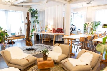 Stuttgart Mobiles Arbeiten Boardroom LUNCA - Kreativraumvermietung Stuttgart West image 53