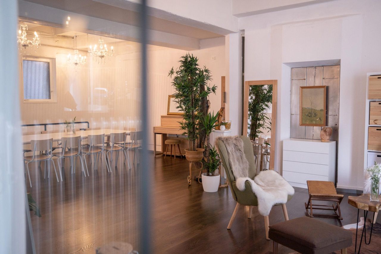 Stuttgart Mobiles Arbeiten Boardrooms LUNCA - Kreativraumvermietung Stuttgart West image 32